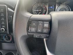 2024 Toyota Hilux SR