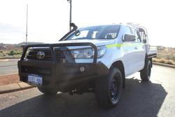 2023 Toyota Hilux SR