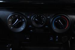 2023 Toyota Hilux SR
