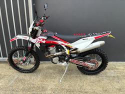 2010 HUSQVARNA TE449 WHITE
