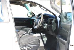 2022 Toyota Hilux SR