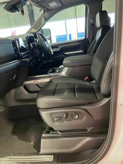 2025 Chevrolet Silverado 2500 HD LTZ Premium
