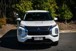 2021 Mitsubishi Outlander ES