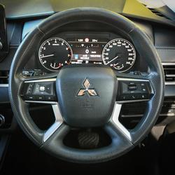 2021 Mitsubishi Outlander ES