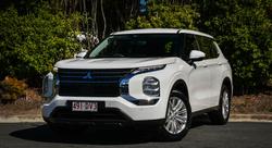 2021 Mitsubishi Outlander ES