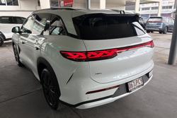 2025 BYD SEALION 8 Dynamic FWD
