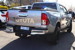 2020 Toyota Hilux SR5