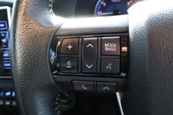 2020 Toyota Hilux SR5