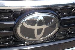 2020 Toyota Hilux SR5