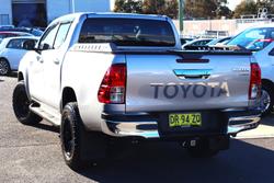 2020 Toyota Hilux SR5