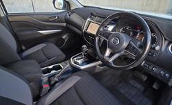 2022 Nissan Navara ST-X