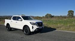 2022 Nissan Navara ST-X