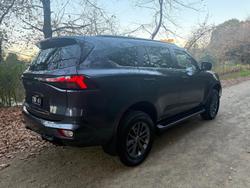 2025 Isuzu MU-X LS-U