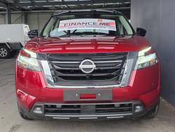 2024 Nissan Pathfinder Ti