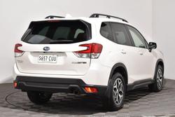 2021 Subaru Forester 2.5i