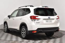 2021 Subaru Forester 2.5i
