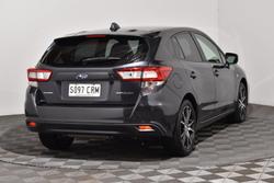 2017 Subaru Impreza 2.0i