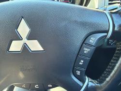 2019 Mitsubishi Pajero GLX
