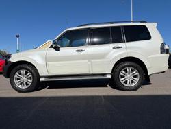 2019 Mitsubishi Pajero GLX