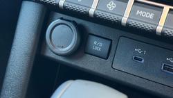 2026 Mitsubishi Triton GSR