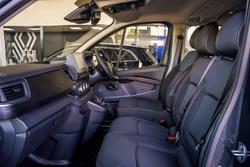 2026 Renault Trafic Crew Lifestyle