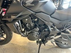 2025 Honda CB750 (HORNET) BLACK