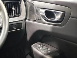 2022 Volvo XC60 Ultimate B6 Dark