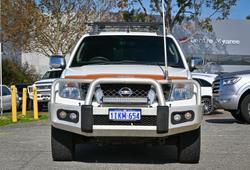 2011 Nissan Navara ST-X 550