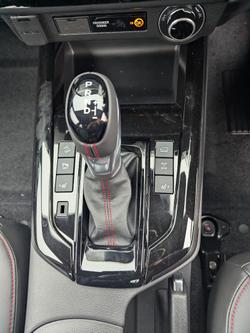 2026 Isuzu D-MAX X-TERRAIN MY25.5 4X4 Dual Range Mineral White