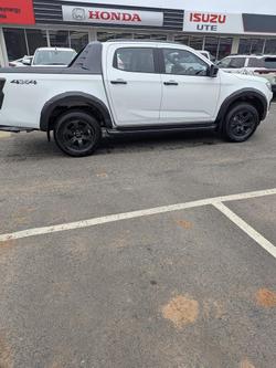 2026 Isuzu D-MAX X-TERRAIN MY25.5 4X4 Dual Range Mineral White