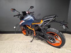 2025 Ktm 390 DUKE ORANGE