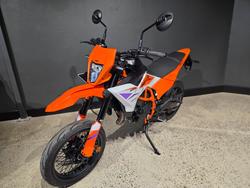 2026 Ktm 390 SMC R ORANGE