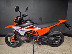 2026 Ktm 390 SMC R ORANGE