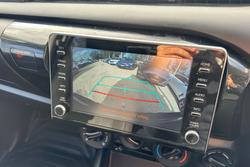 2023 Toyota Hilux SR
