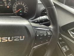 2022 Isuzu MU-X LS-T