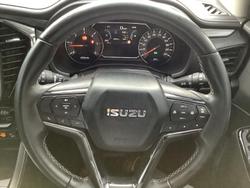 2022 Isuzu MU-X LS-T