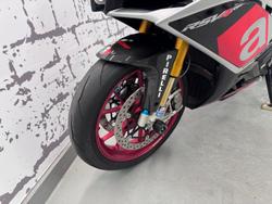 2016 Aprilia RSV4 RF RSV4 Grey