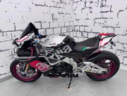 2016 Aprilia RSV4 RF RSV4 Grey