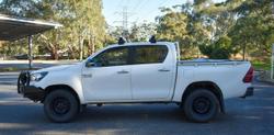 2015 Toyota Hilux SR
