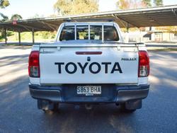 2015 Toyota Hilux SR