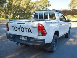 2015 Toyota Hilux SR