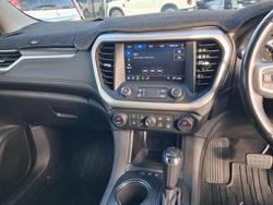 2018 Holden Acadia LT