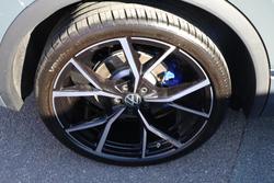 2022 Volkswagen Tiguan R