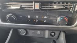 2025 Nissan X-TRAIL ST