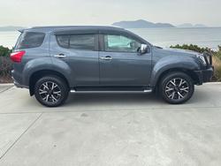 2021 Isuzu MU-X LS-T
