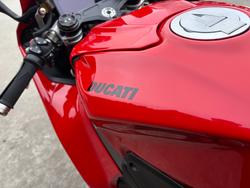 2025 DUCATI PANIGALE V4 Red