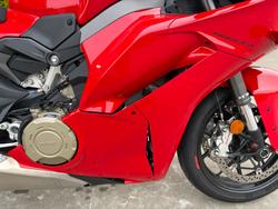 2025 DUCATI PANIGALE V4 Red
