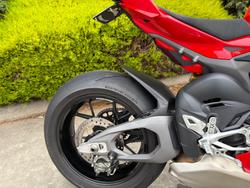 2025 DUCATI PANIGALE V4 Red