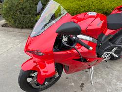 2025 DUCATI PANIGALE V4 Red