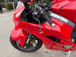 2025 DUCATI PANIGALE V4 Red